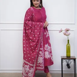 SZN Women Floral Printed Pleated Kurta with Trousers & With Dupatta image 2