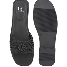 13 Reasons Women Open Toe Flats with Bows image 4