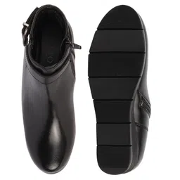 fausto Women Zipper Closure Boots image 5