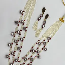 VANSHIKA JEWELS Gold Plated Beaded Jewellery Set image 2