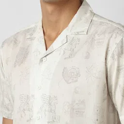 VAN HEUSEN DENIM LABS Men Slim Fit Floral Printed Casual Shirt image 4