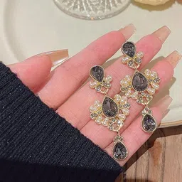 Arzonai Contemporary Drop Earrings-picture-18