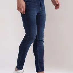 JADE BLUE Men Slim Fit Mid-Rise Clean Look Light Fade Non Stretchable Jeans image 2