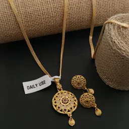Niva Fashion Gold-plated Brass Pendent and matching Earing set-picture-0