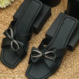 FAISHSTAR Womens black Flats Chappal Ethnic & Daily Wear Sandals-image-70