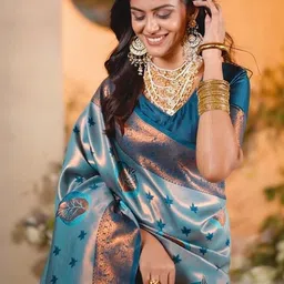 Vovar Woven Design Zari Kanjeevaram Saree image 4