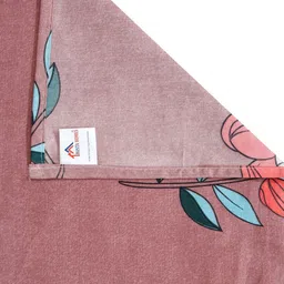 HOSTA HOMES Pink & White Geometric 300 TC Queen Bedsheet with 2 Pillow Covers image 3