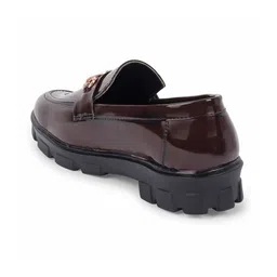 AARAVIN'S Men Embellished Lightweight Comfort Insole Slip-On Horsebit Loafers image 3