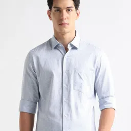 Arrow Men Micro Checks Checked Formal Shirt image 1