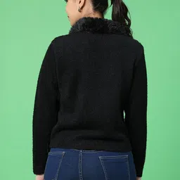 V-Mart Women Crop image 4