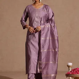 Janasya Women Lavender Silk Blend Embellished Straight Kurta Set-image-5