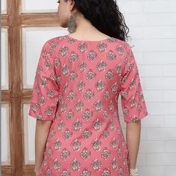 SZN Ethnic Motifs Printed V-Neck Kurti image 2