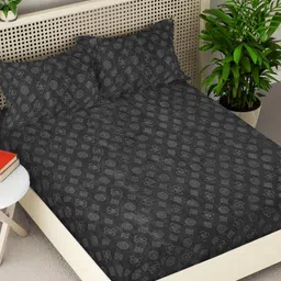 Myntra Elegant Homes Grey & White Printed Woollen 300 TC King Bedsheet Set 2.5 m x 2.25 m-picture-14