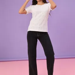 V-Mart Women Regular Fit Mid-Rise Light Fade Jeans image 2