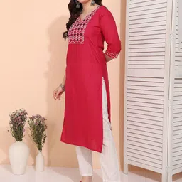Moda Rapido Women Embroidered Stright Kurta image 3
