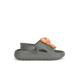 Action Unisex Kids Clogs image 3