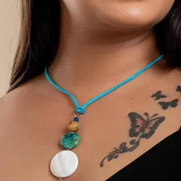 Look and Adorn Handcrafted Necklace image 2