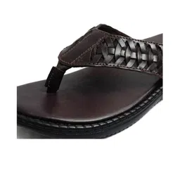 RUNRAVE Men Maroon Flip Flops image 4