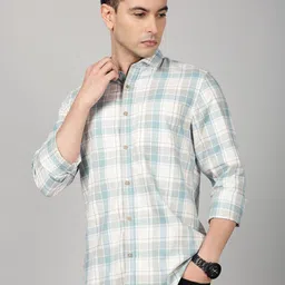 Chennis Checked Spread Collar Cotton Slim Fit Casual Shirt-picture-19