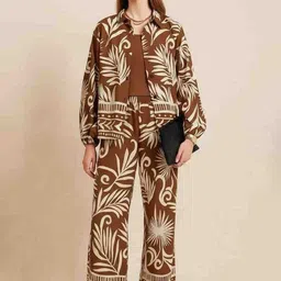 LAESTILOSO PRIVATE LIMITED Printed Shirt Collar Neck Jacket With Trousers Co-Ords-picture-10