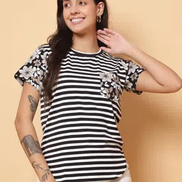 God's Club Women Striped Monochrome Pockets T-shirt-image-94