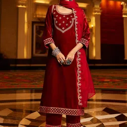 Indo Era Floral Yoke Design Sequinned Velvet Straight Kurta With Trousers & Dupatta image 4