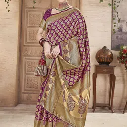 Dori Ethnic Motif Woven Design Zari Banarasi Saree image 2