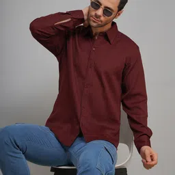 Parona Men Comfort Fit Vertical Striped Spread Collar Casual Shirt-picture-39