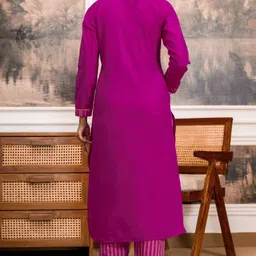 bilanza Women Cotton Blend Kurti Pant Dupatta Set image 5