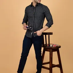 Heed Attentive Men Standard Fit Spread Collar Grid Tattersall Checked Cotton Casual Shirt image 3