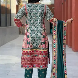 BINDUDI Floral Printed V-Neck Mirror Work Linen Straight Kurta With Trousers & Dupatta image 4