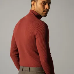peak mount Men Solid High Neck Maroon Sweater image 2