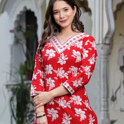 koito Women Embroidered Pure Cotton Straight Kurta image 4