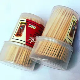 topper tasty Wooden Toothpick 2 Packs of Toothpick Sticks (600 sticks) Toothpick Tooth Clean-picture-23
