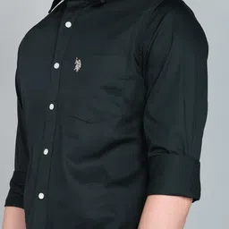 u.s. polo assn. Men Tailored Fit Checkered Cut Away Collar Casual Shirt image 5