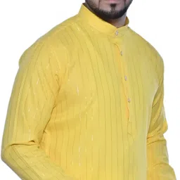 tsarina Men Cotton Blend Kurta Pyjama Set image 4