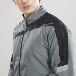 sport sun Men Printed Sports Jacket image 3