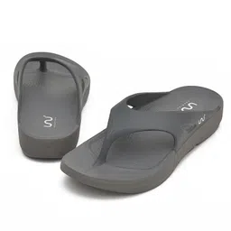 doubleu Men Clasic V Shape Carbon+Carbon Men Flip Flops image 3
