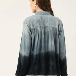 metronaut Women Regular Fit Dyed/Ombre Spread Collar Casual Shirt image 3