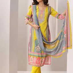 solenza Women Embroidered Viscose Rayon A-line Kurta-picture-41