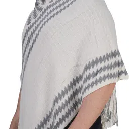 life and style Wool Blend Poncho image 1