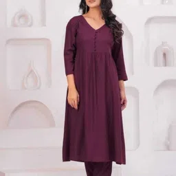 srpnch Women Viscose Rayon Kurti Pant Set image 1