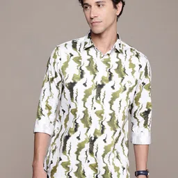 french connection Men Slim Fit Printed Casual Shirt image 5