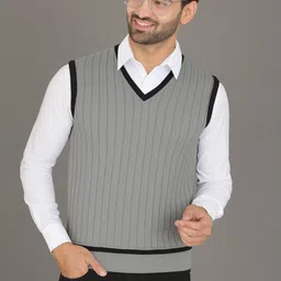 blushh collection Men Self Design V Neck Black Sweater-picture-15