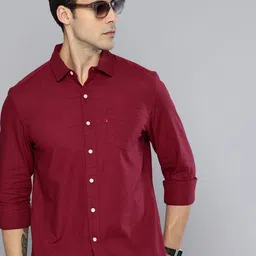 levi's Men Slim Fit Solid Spread Collar Casual Shirt image 1