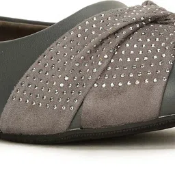 bata Bellies For Women image 5