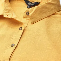roadster Women Relaxed Fit Fit Solid Casual Shirt image 2