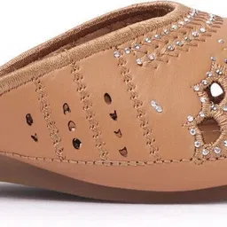 shokiya Women Bellies Sandal image 4