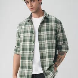 the souled store Men Regular Fit Checkered Spread Collar Casual Shirt-picture-11
