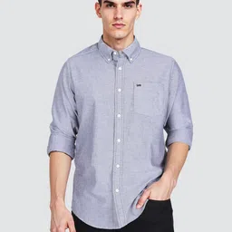 lee Men Regular Fit Solid Spread Collar Casual Shirt image 1